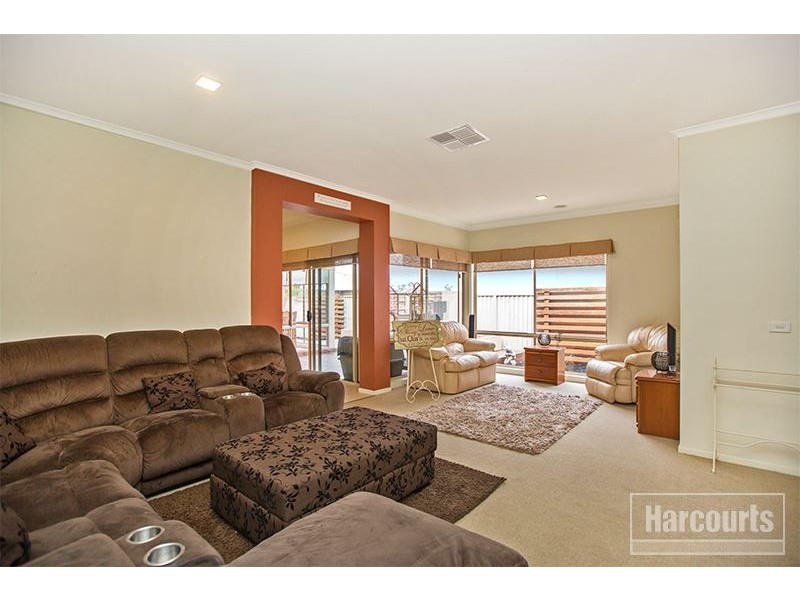 23 Eventide Rise, Pakenham VIC 3810