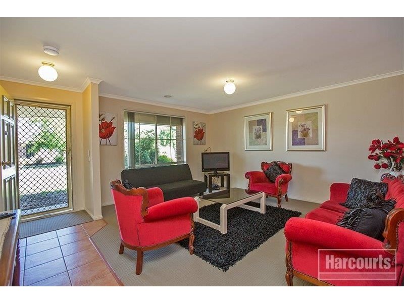 5 Freeman Drive, Pakenham VIC 3810