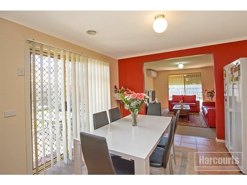 5 Freeman Drive, Pakenham VIC 3810