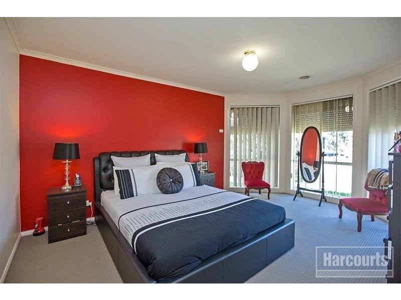 5 Freeman Drive, Pakenham VIC 3810
