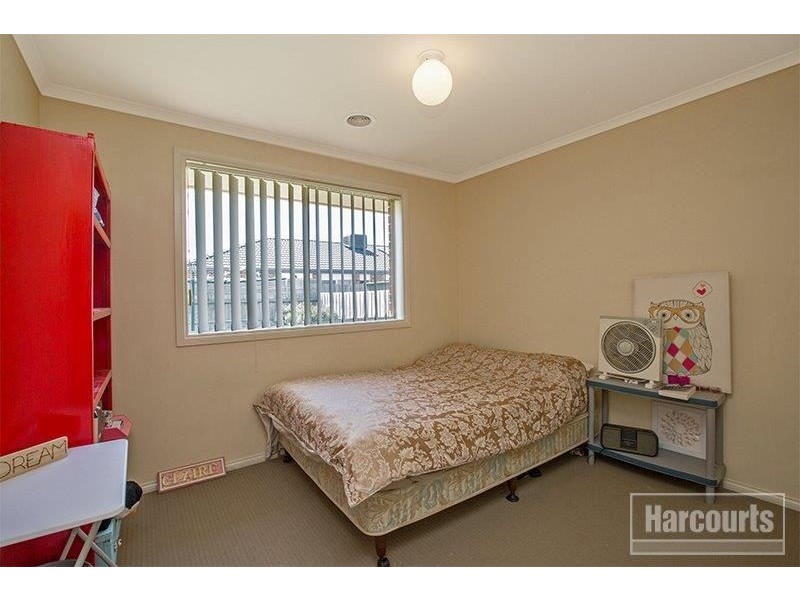 5 Freeman Drive, Pakenham VIC 3810