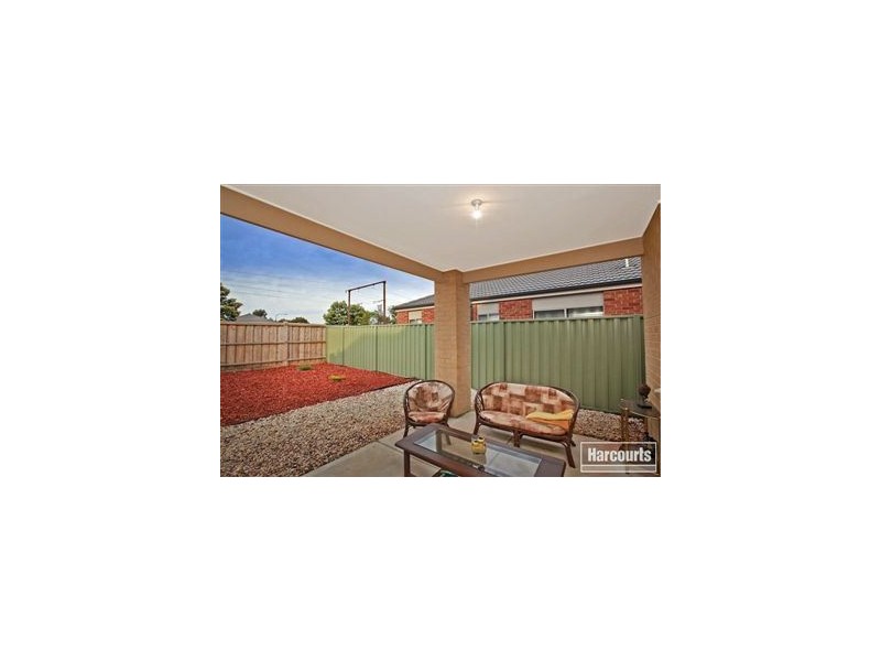 35 Edmund Street, Pakenham VIC 3810