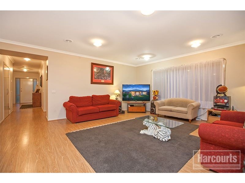 6 Tahoe Circuit, Pakenham VIC 3810