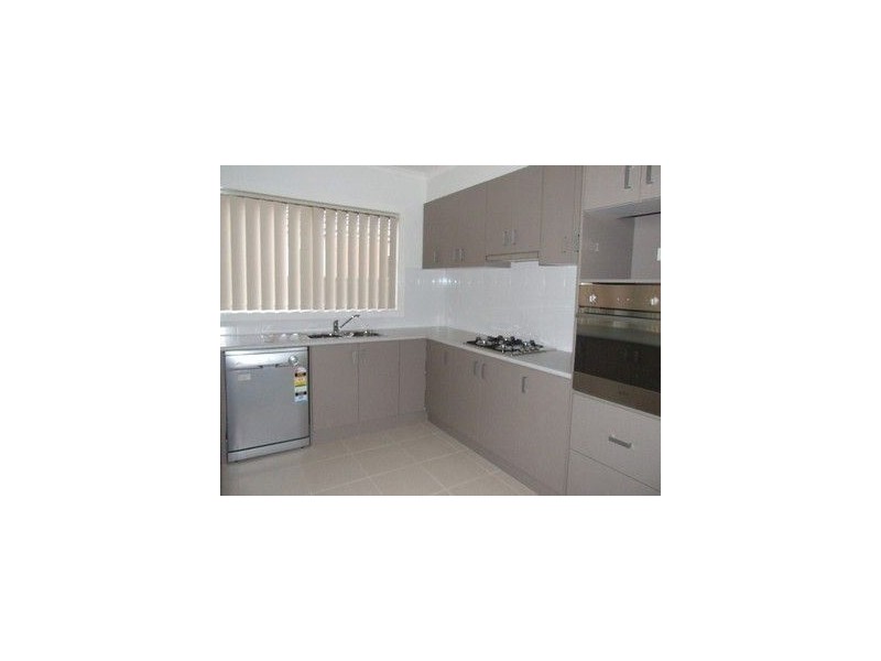 25 Everly Circuit, Pakenham VIC 3810