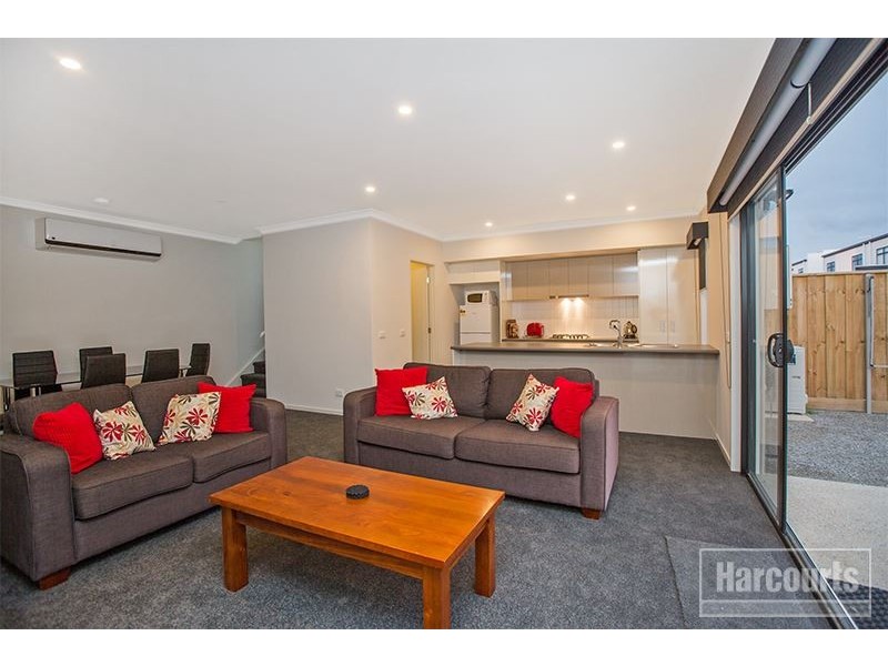 32 Officedale Road, Officer VIC 3809