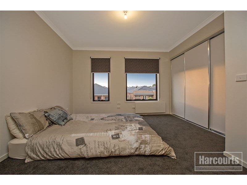 32 Officedale Road, Officer VIC 3809