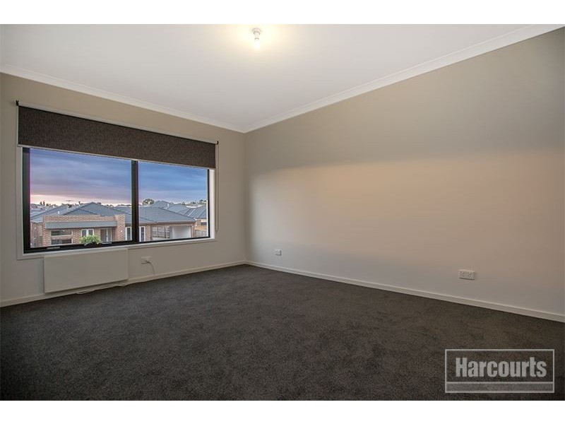 32 Officedale Road, Officer VIC 3809