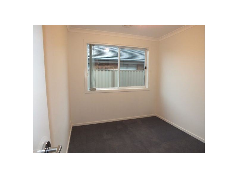 48 Serenity Street, Pakenham VIC 3810