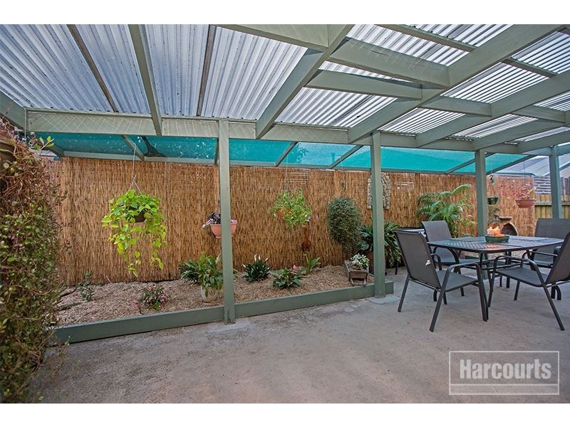 11 Claire Close, Pakenham VIC 3810