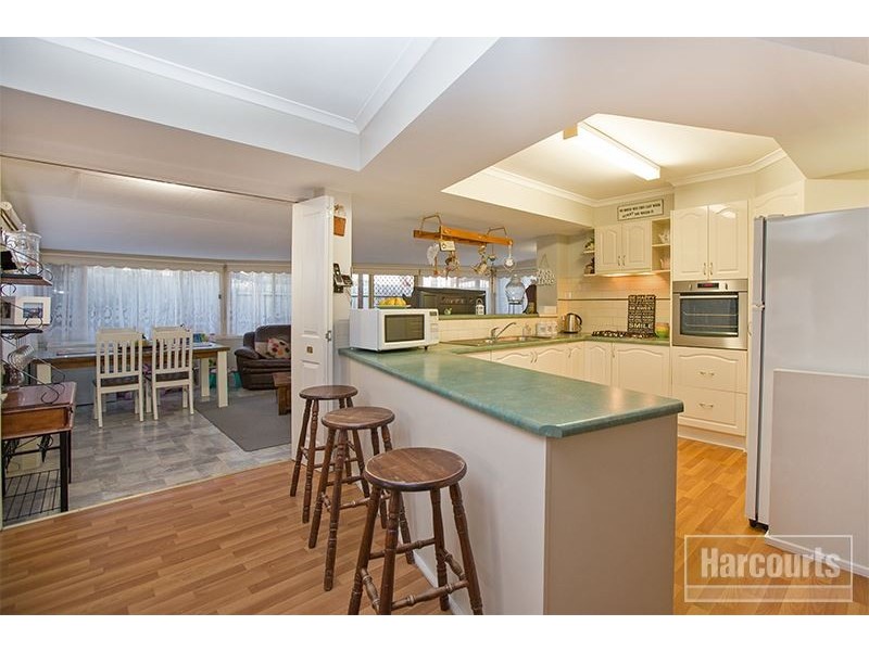 54 Parman Avenue, Pakenham VIC 3810