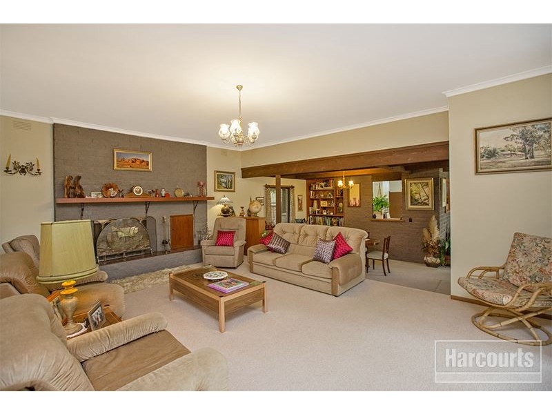 235 Army Road, Pakenham VIC 3810