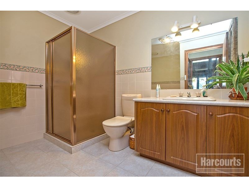 235 Army Road, Pakenham VIC 3810