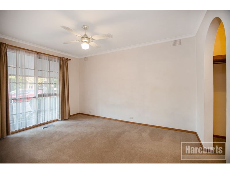 22 Strathavan Drive, Berwick VIC 3806