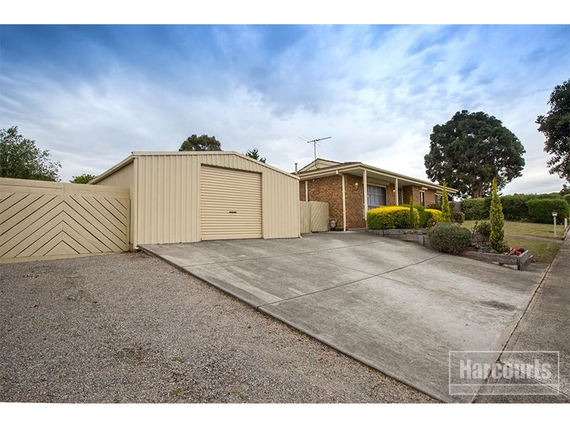 29 Duncan Drive, Pakenham VIC 3810