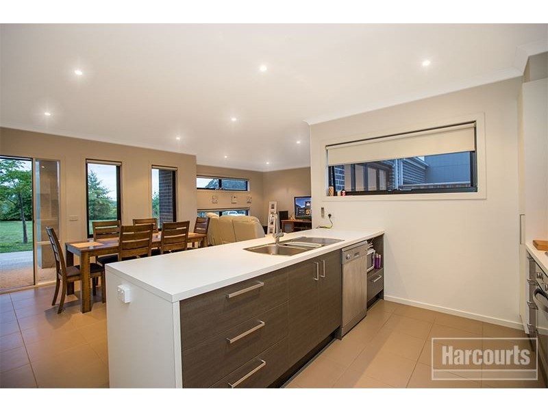 23 Flemington Rise, Officer VIC 3809