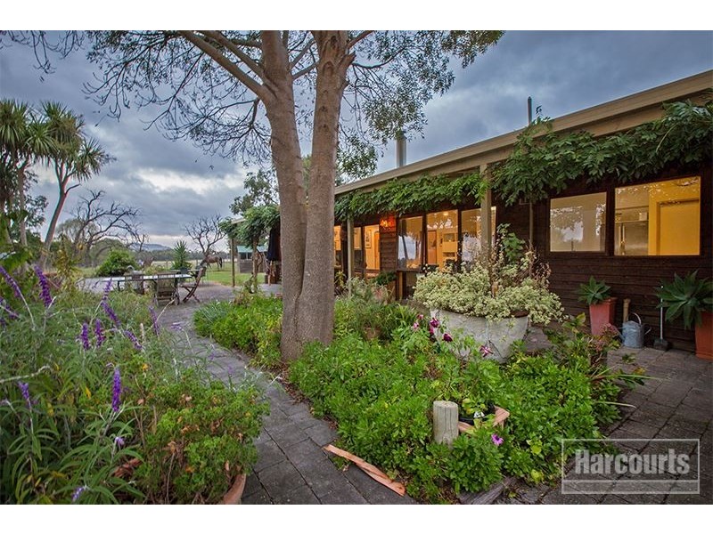 290 Tynong North Road, Tynong North VIC 3813