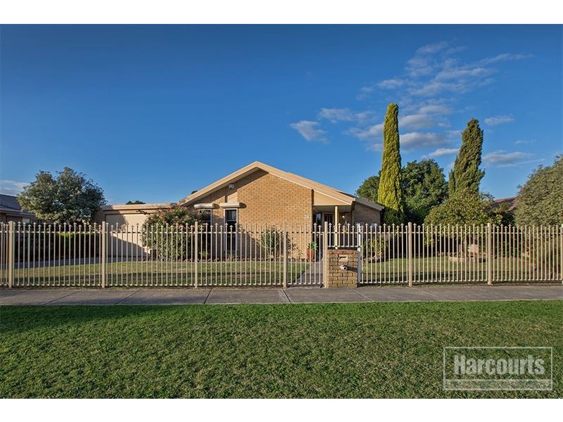 34 Howey Road, Pakenham VIC 3810