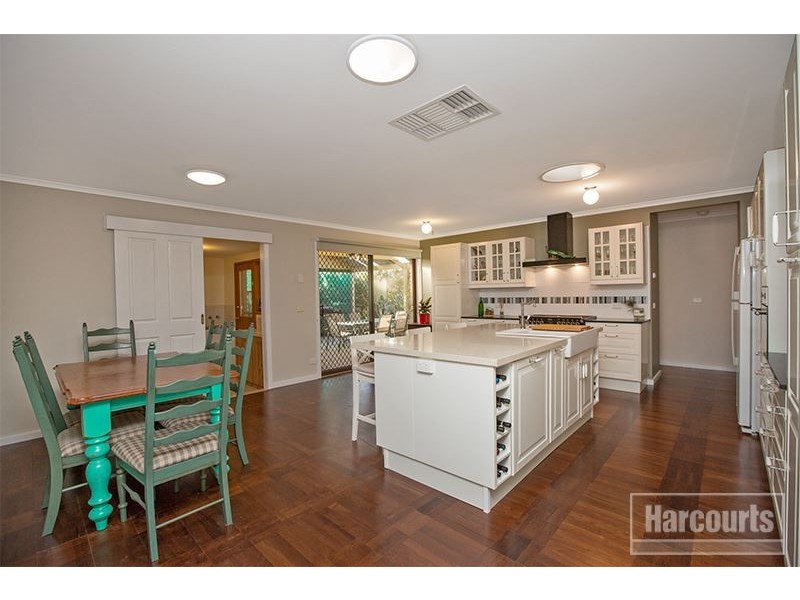 34 Howey Road, Pakenham VIC 3810