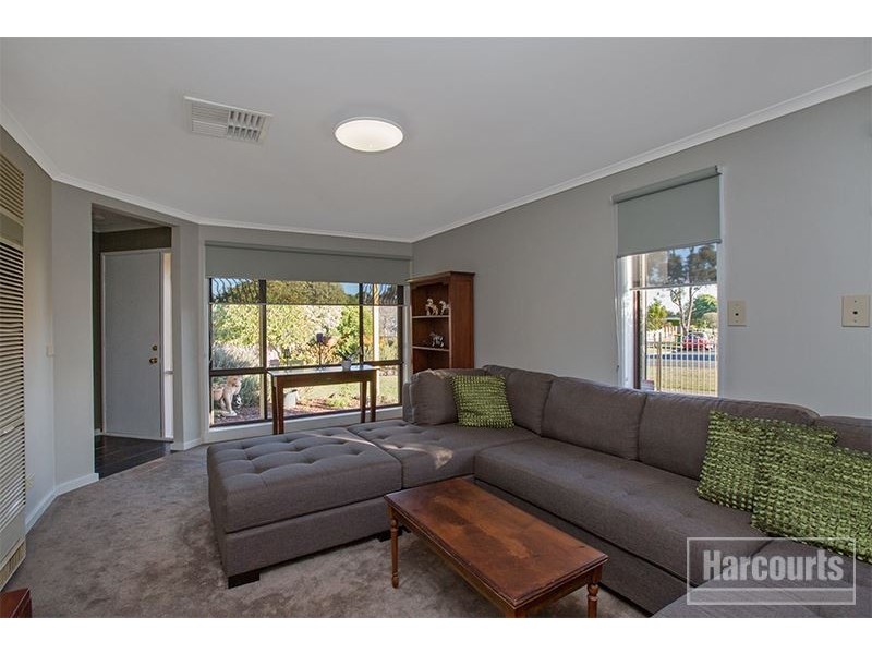 34 Howey Road, Pakenham VIC 3810