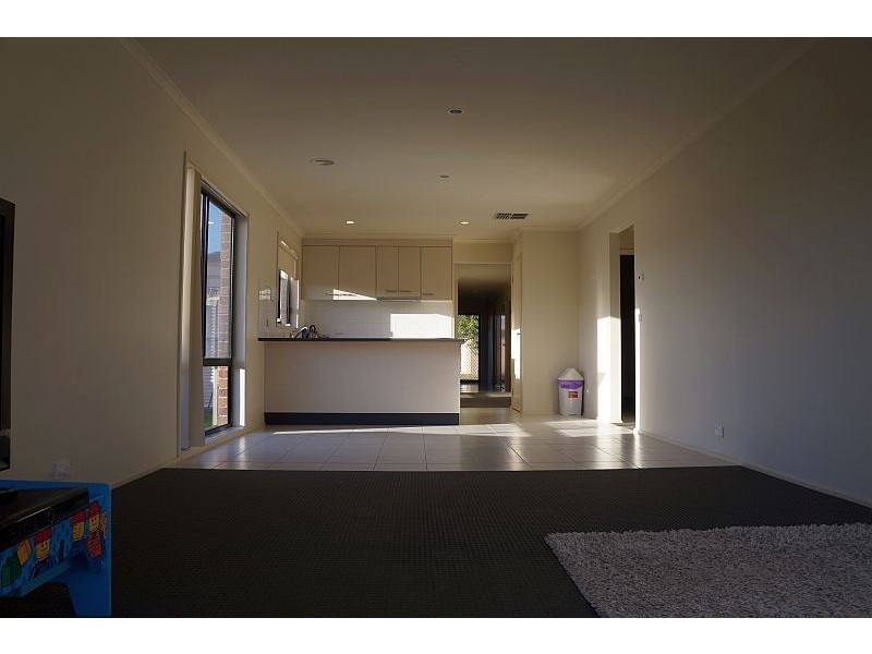 5 Gorham Street, Pakenham VIC 3810