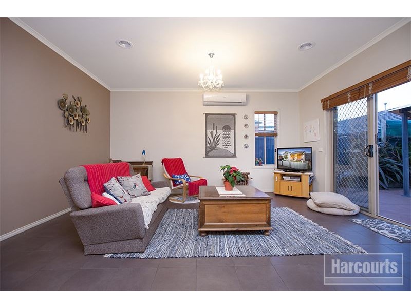 58 Scarlet Crescent, Pakenham VIC 3810