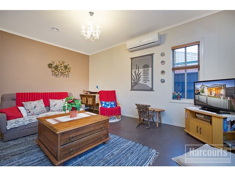 58 Scarlet Crescent, Pakenham VIC 3810