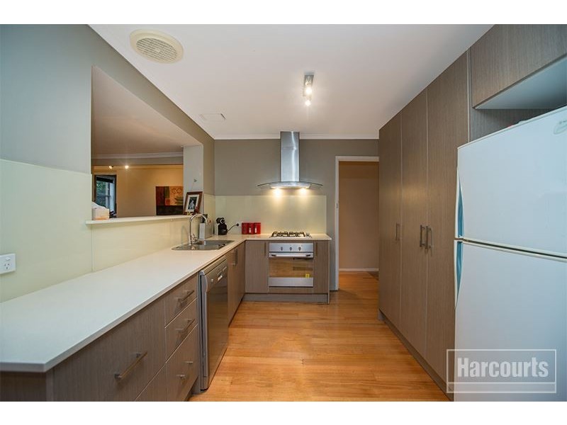 19 Deveney Street, Pakenham VIC 3810