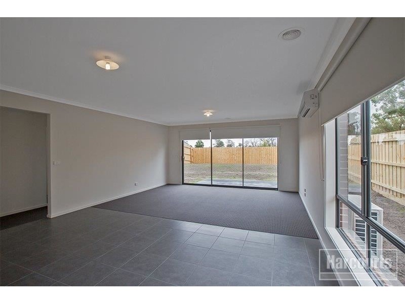 10 Eacott Street, Longwarry VIC 3816