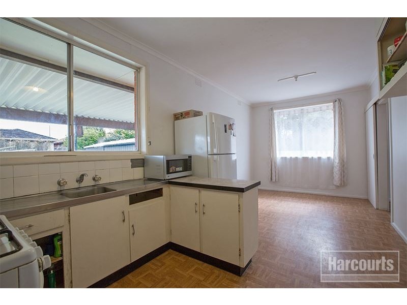 122 Gladstone Road, Dandenong North VIC 3175