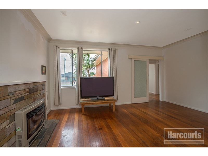 122 Gladstone Road, Dandenong North VIC 3175