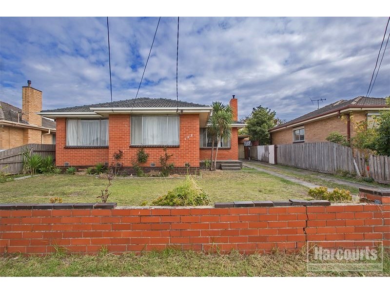 122 Gladstone Road, Dandenong North VIC 3175