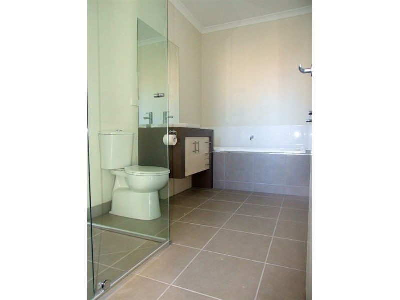 23 Albatross Drive, Pakenham VIC 3810