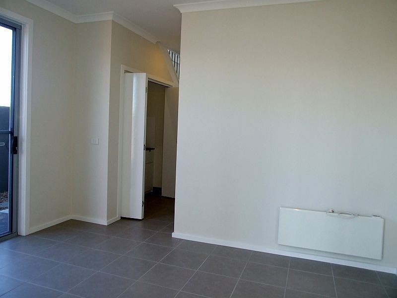 23 Albatross Drive, Pakenham VIC 3810