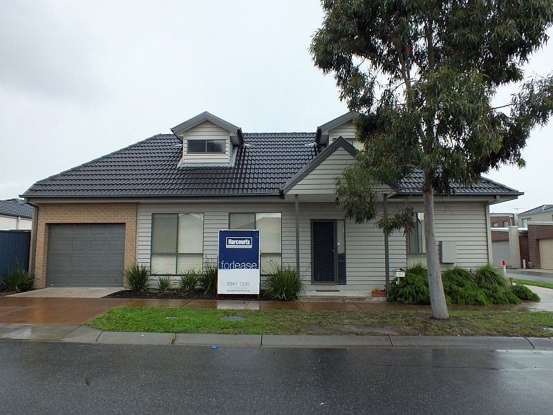 10 Sepal Lane, Pakenham VIC 3810