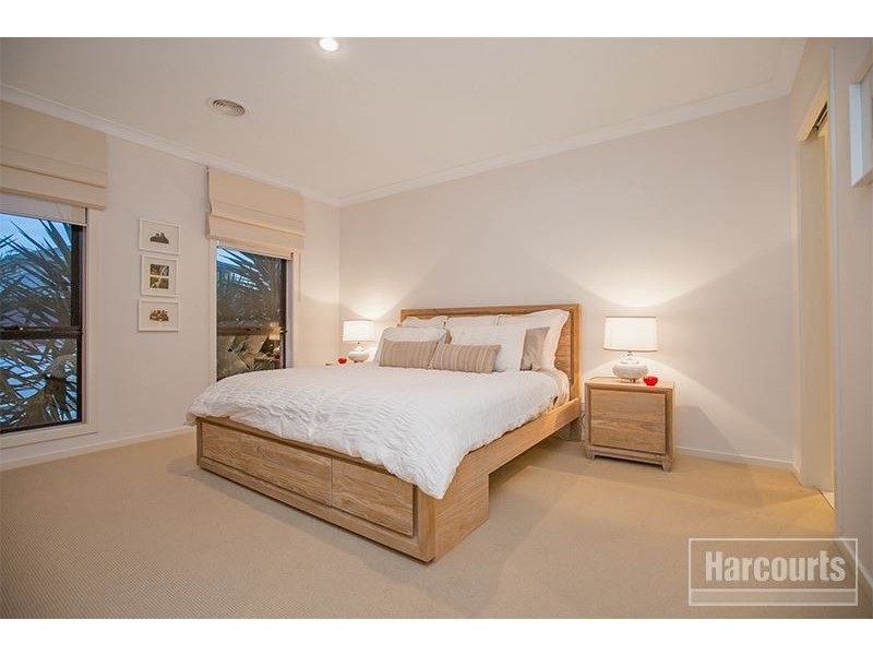 14 Sarton Link, Pakenham VIC 3810