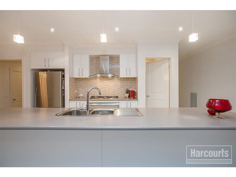 14 Sarton Link, Pakenham VIC 3810