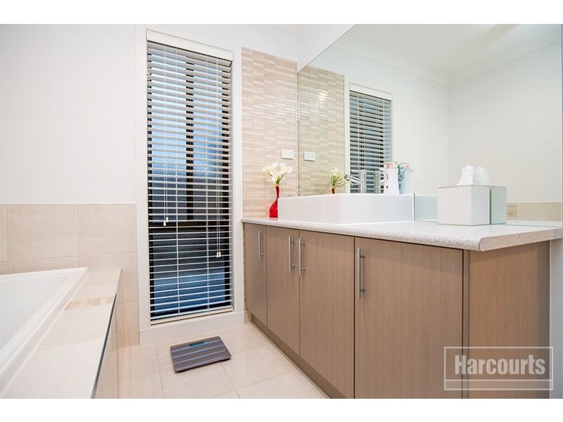 14 Sarton Link, Pakenham VIC 3810