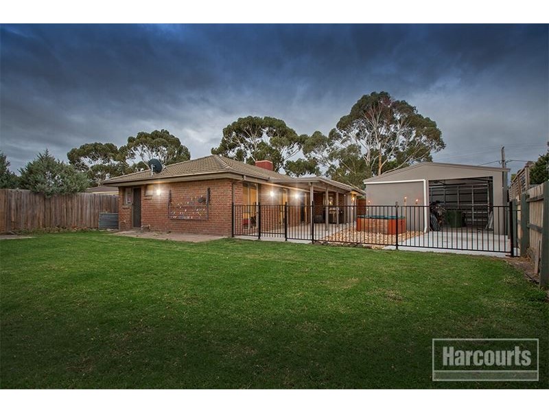41 Barrington Drive, Pakenham VIC 3810