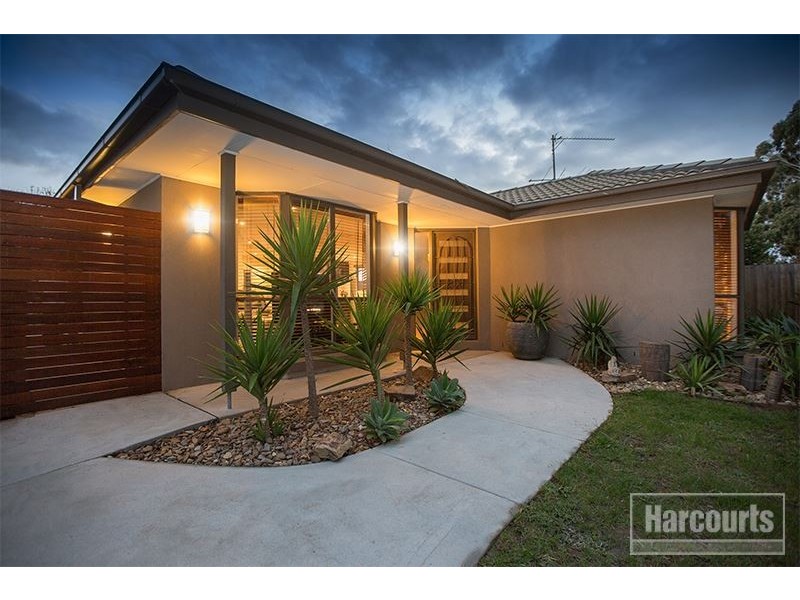 41 Barrington Drive, Pakenham VIC 3810