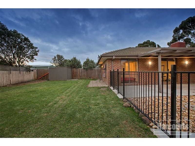 41 Barrington Drive, Pakenham VIC 3810