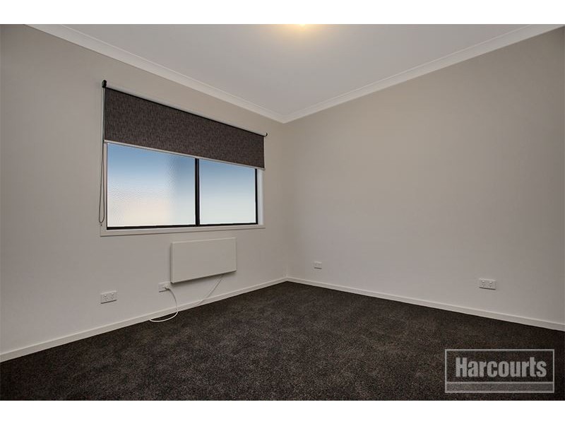 32 Officedale Road, Officer VIC 3809