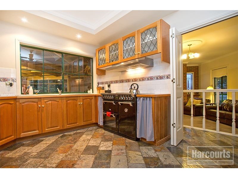 12 Andrew Court, Pakenham VIC 3810