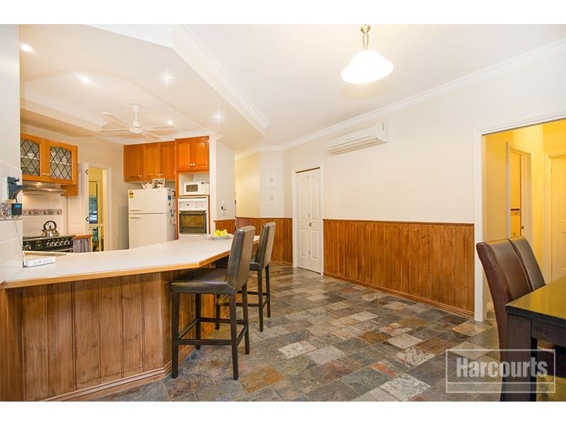 12 Andrew Court, Pakenham VIC 3810