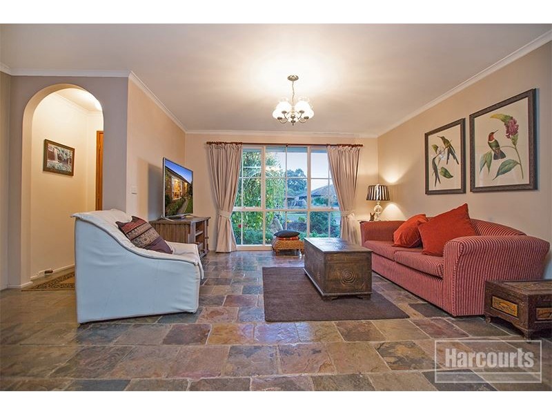 28 Howey Road, Pakenham VIC 3810