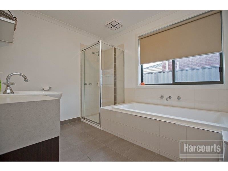 53 Victory Drive, Pakenham VIC 3810