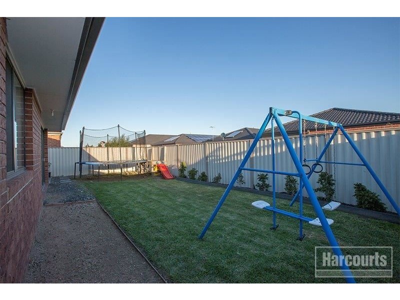 53 Victory Drive, Pakenham VIC 3810
