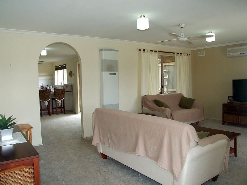 6 Angus Court, Pakenham VIC 3810