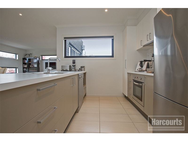 31 Flemington Rise, Officer VIC 3809