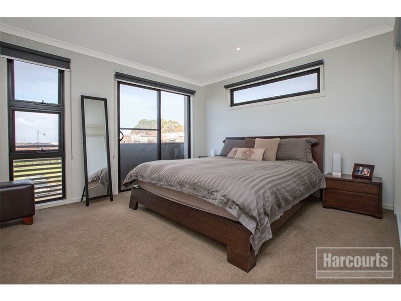 31 Flemington Rise, Officer VIC 3809