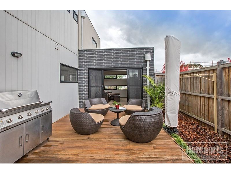 31 Flemington Rise, Officer VIC 3809